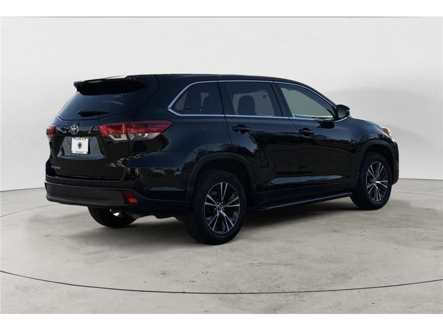 2019 Toyota Highlander LE Sport Utility 4D Folsom CA