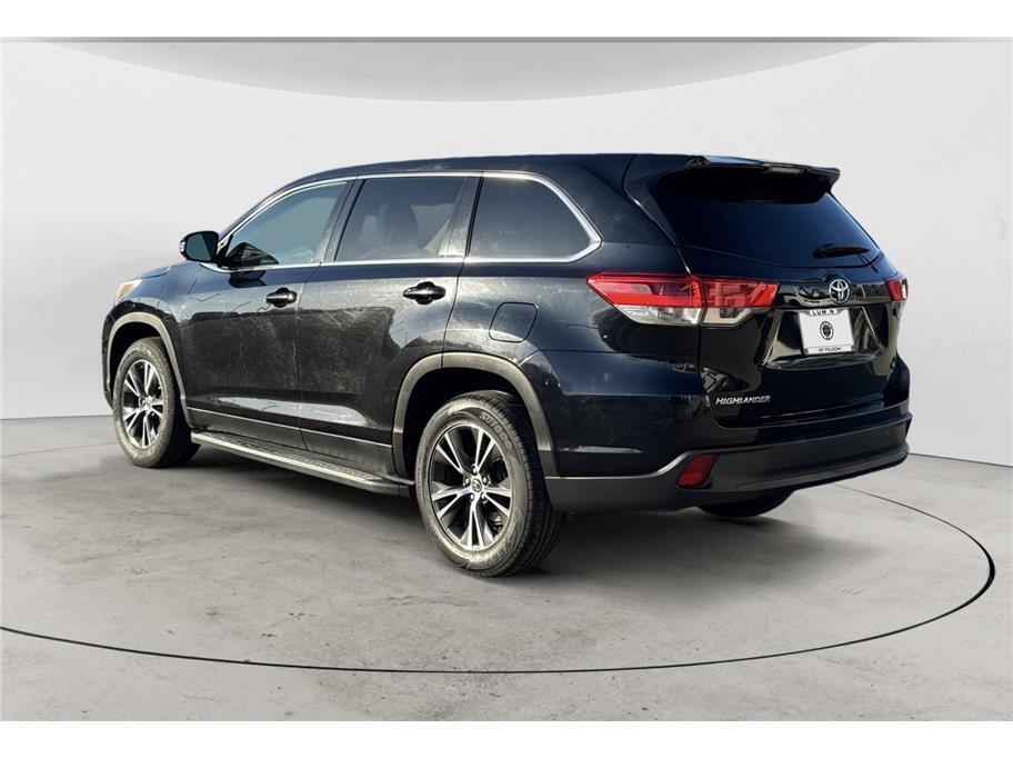 2019 Toyota Highlander LE Sport Utility 4D Folsom CA