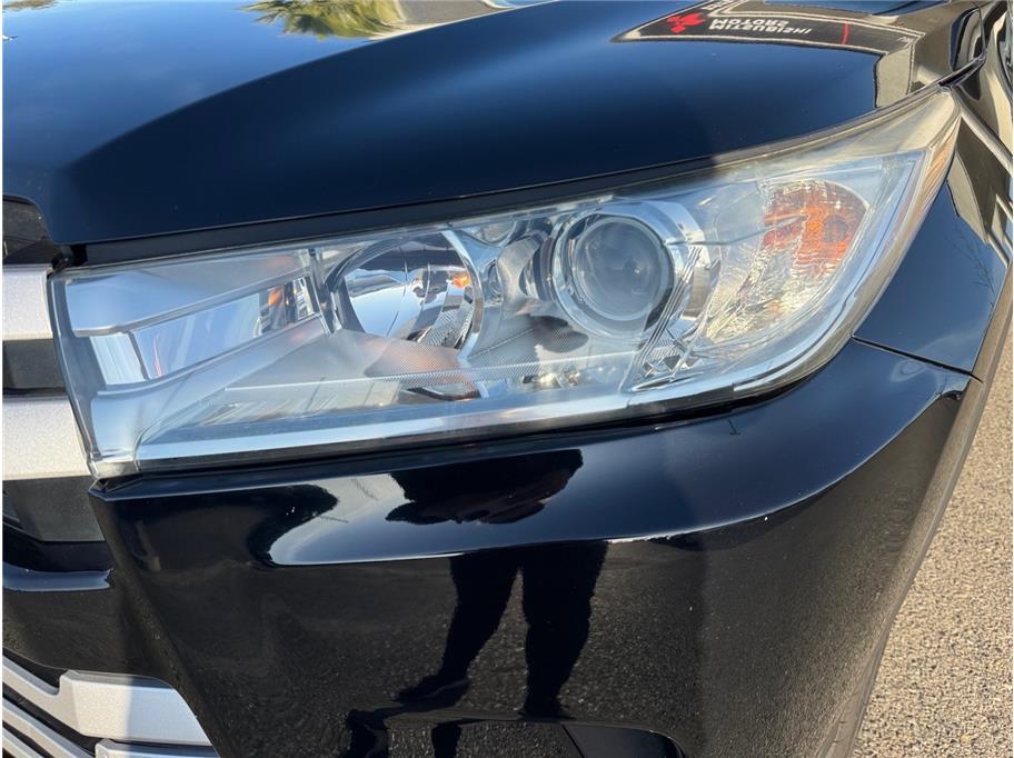 2019 Toyota Highlander LE Sport Utility 4D Folsom CA