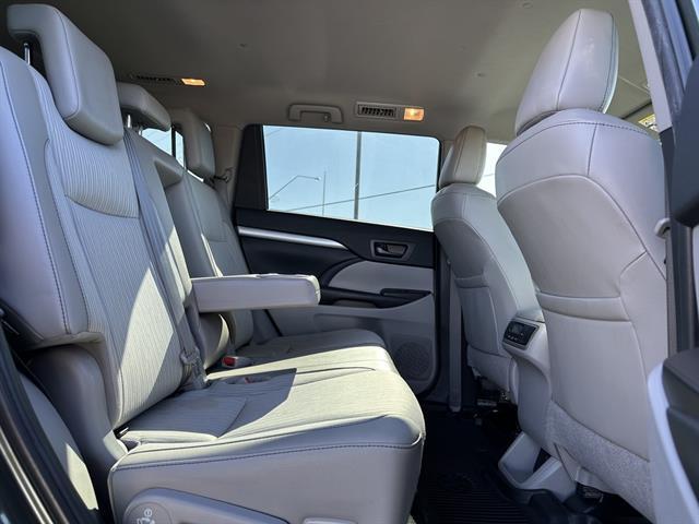 2019 Toyota Highlander LE Tucson AZ