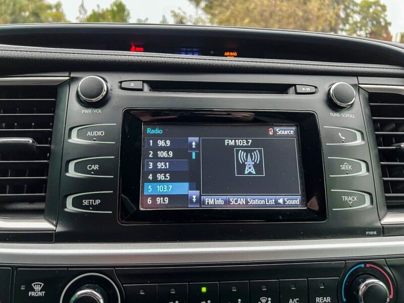 2019 Toyota Highlander LE Wilmington NC