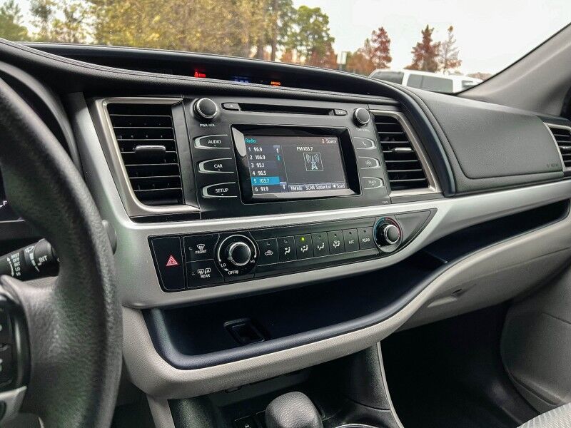 2019 Toyota Highlander LE Wilmington NC