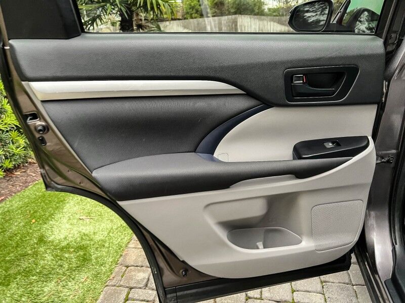 2019 Toyota Highlander LE Wilmington NC