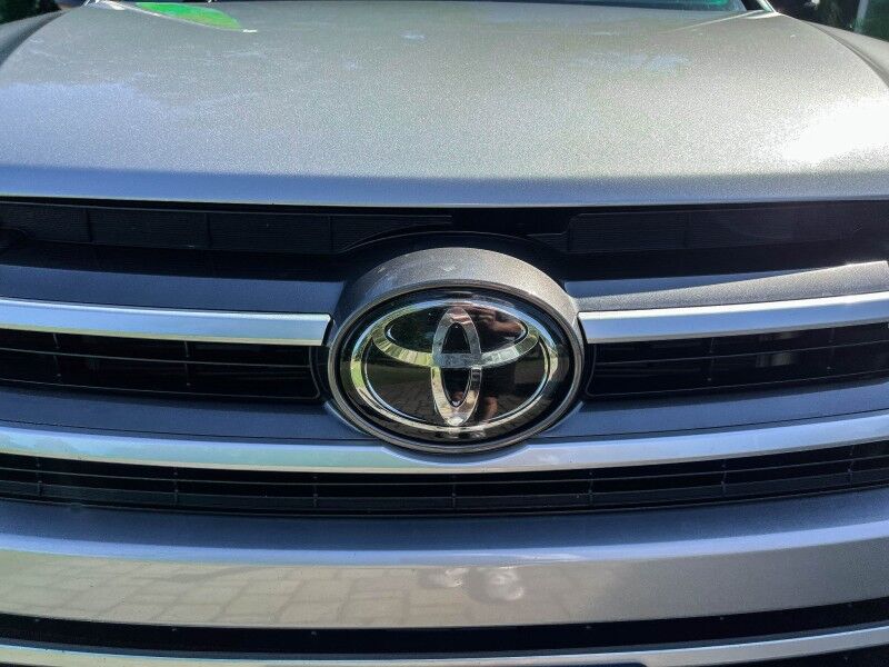 2019 Toyota Highlander LE Wilmington NC