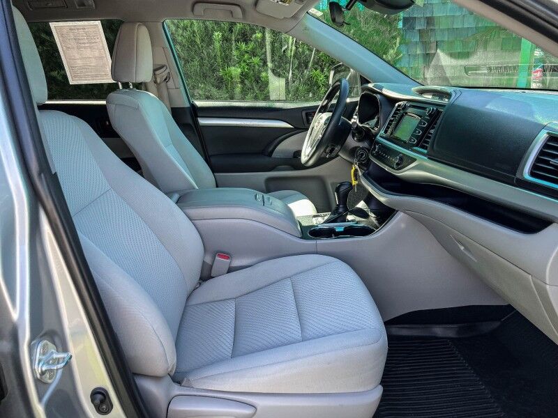 2019 Toyota Highlander LE Wilmington NC
