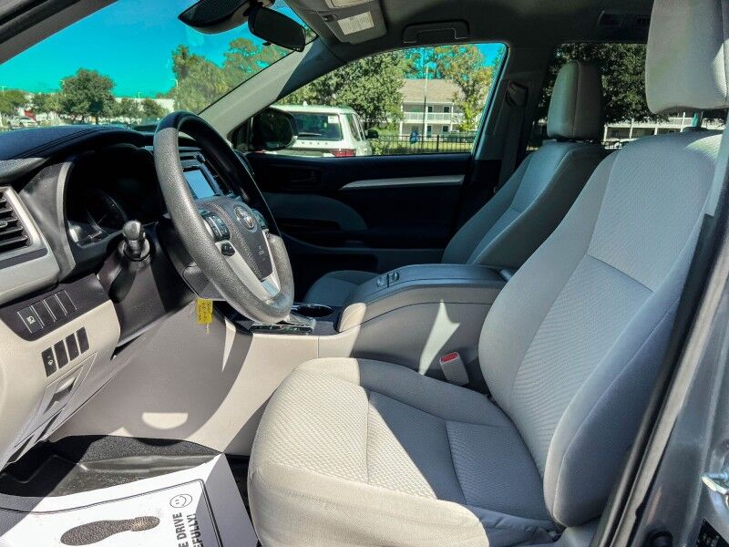 2019 Toyota Highlander LE Wilmington NC