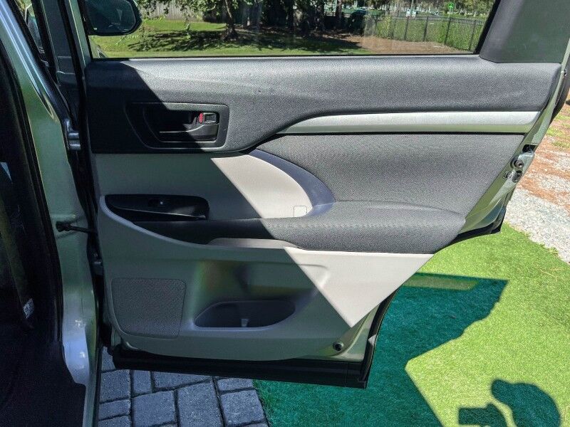 2019 Toyota Highlander LE Wilmington NC