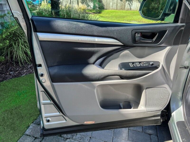 2019 Toyota Highlander LE Wilmington NC