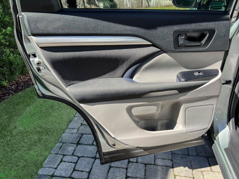 2019 Toyota Highlander LE Wilmington NC