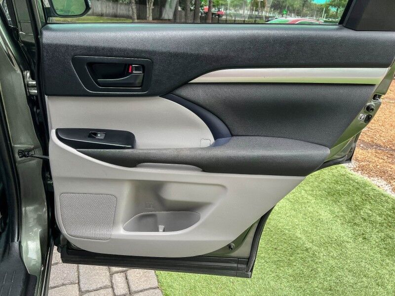 2019 Toyota Highlander LE Wilmington NC