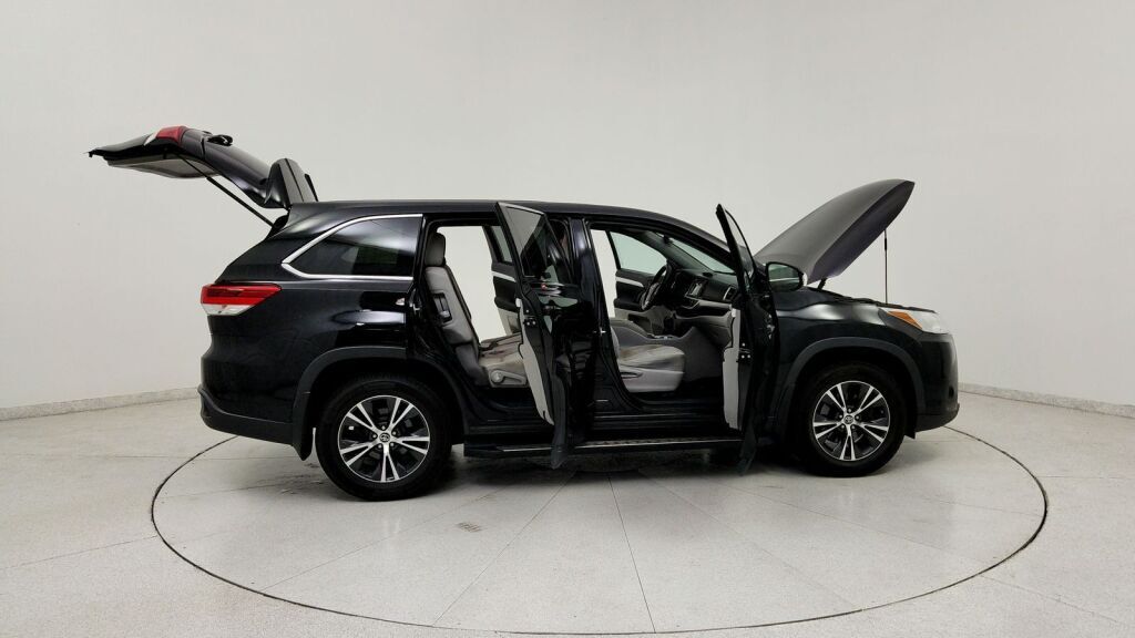2019 Toyota Highlander LE Laurel MD
