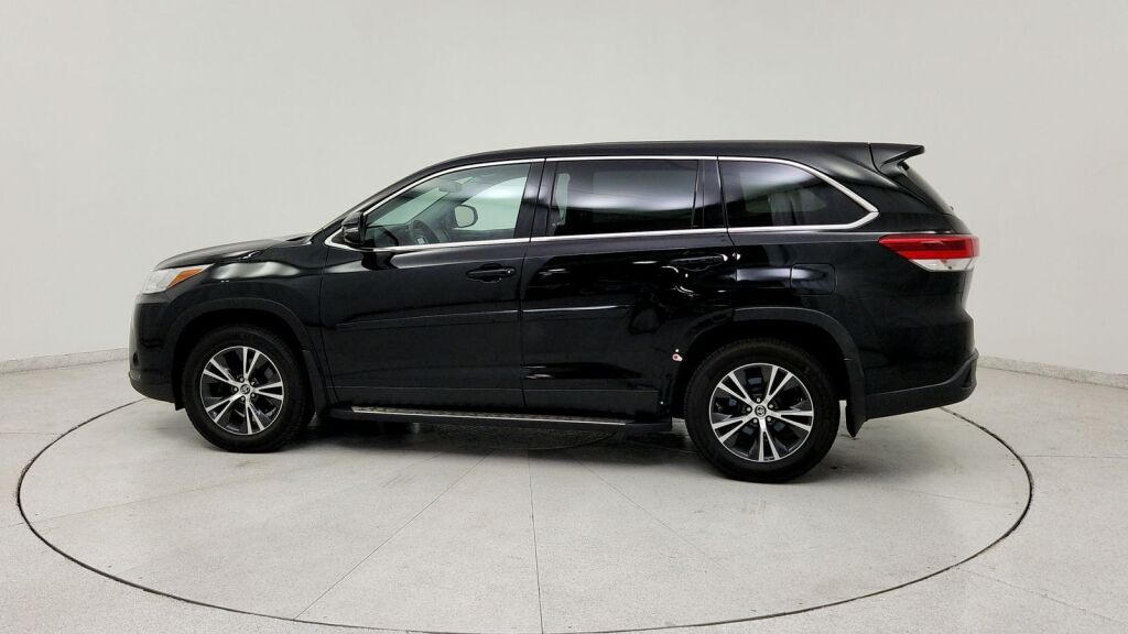 2019 Toyota Highlander LE Laurel MD
