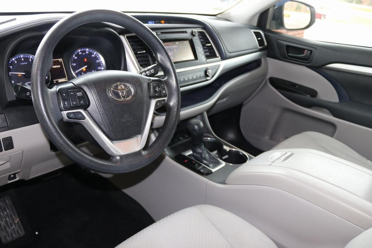 2019 Toyota Highlander LE Fredericksburg VA