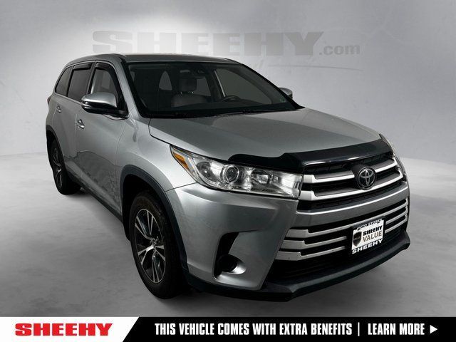 2019 Toyota Highlander LE