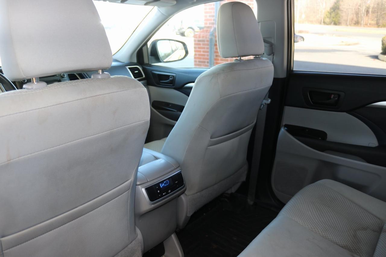 2019 Toyota Highlander LE Fredericksburg VA