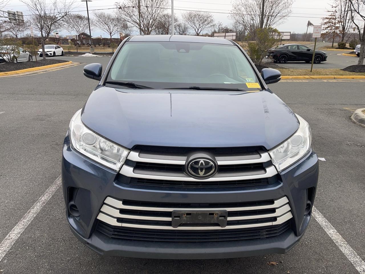 2019 Toyota Highlander LE