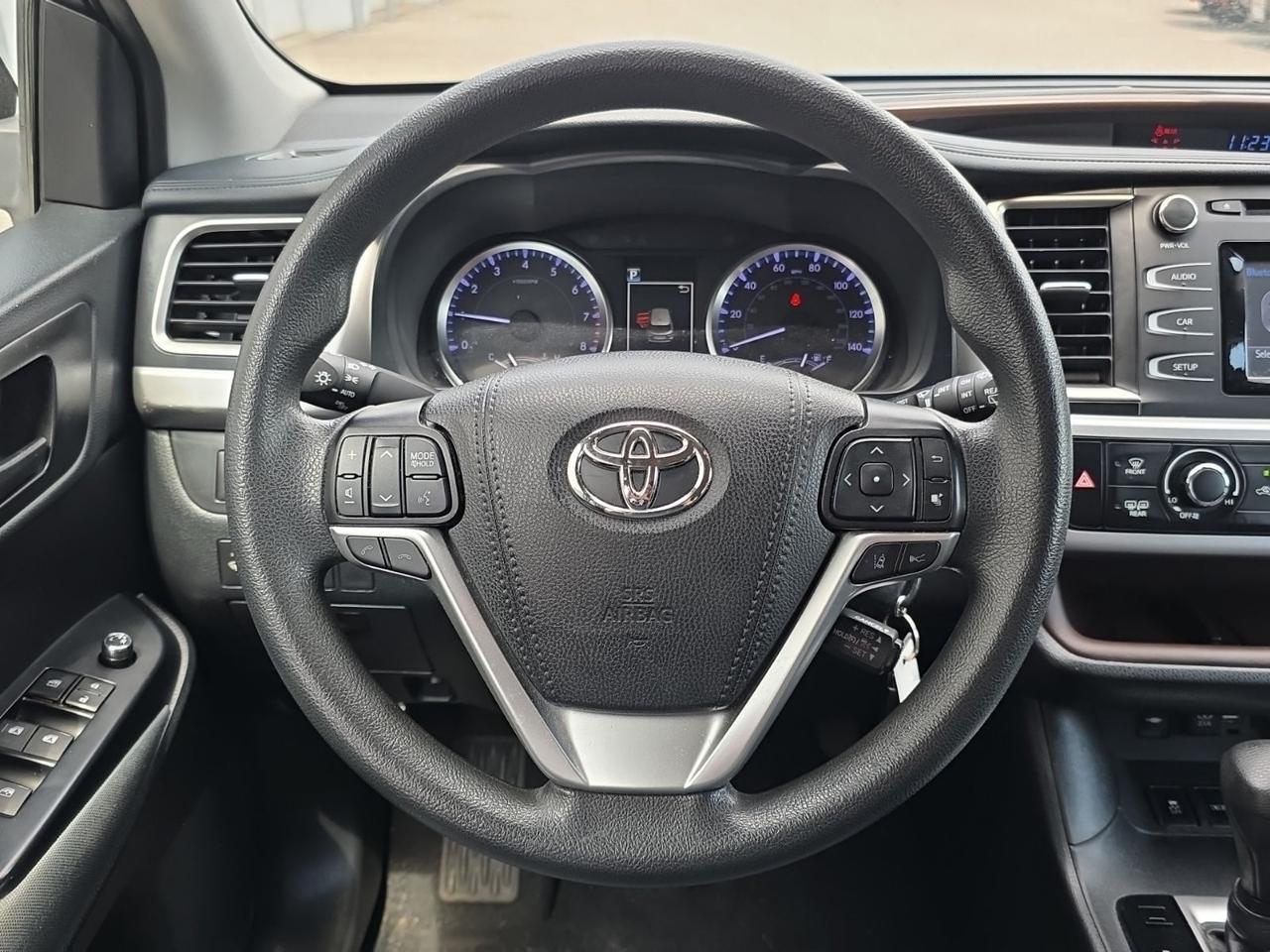 2019 Toyota Highlander LE Glen Burnie MD