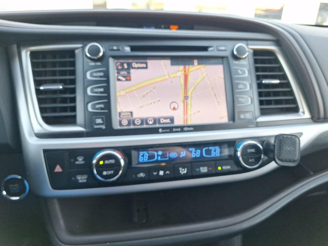 2019 Toyota Highlander Limited Hurst TX