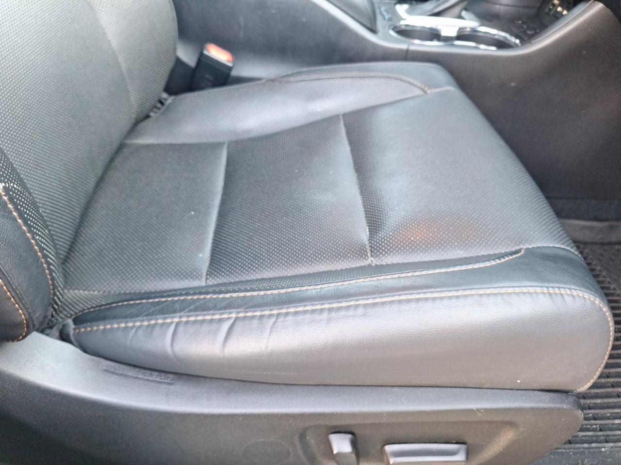 2019 Toyota Highlander Limited Hurst TX