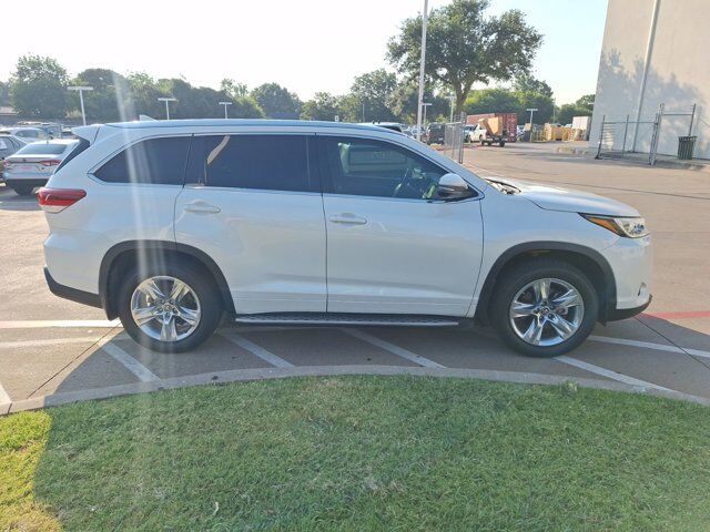 2019 Toyota Highlander Limited Hurst TX