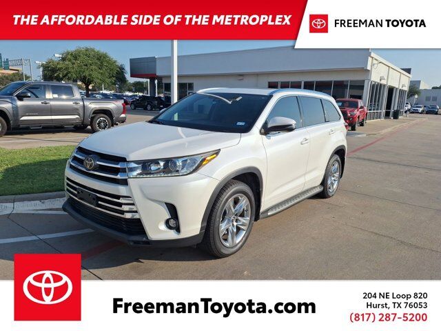 2019 Toyota Highlander Limited Hurst TX