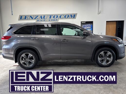2019_Toyota_Highlander_Limited Platinum AWD_ Fond du Lac WI