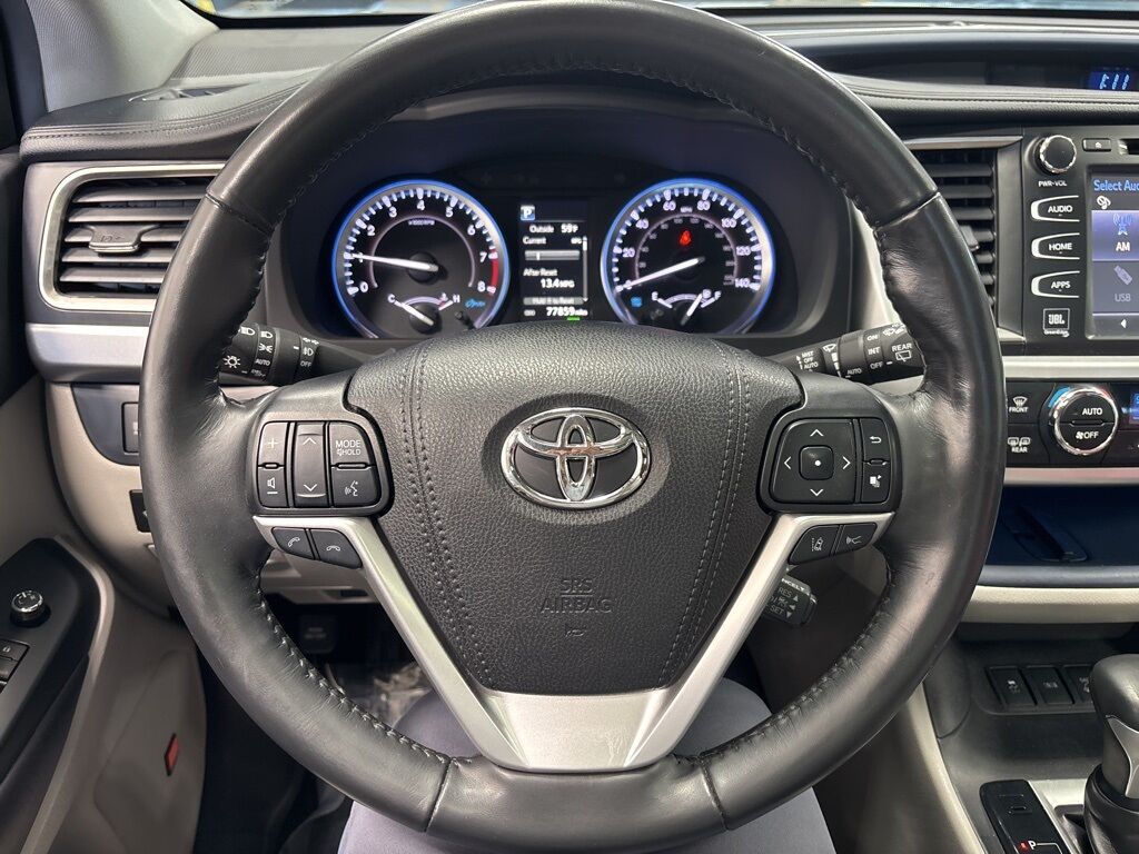 2019 Toyota Highlander Limited Platinum AWD Minocqua WI
