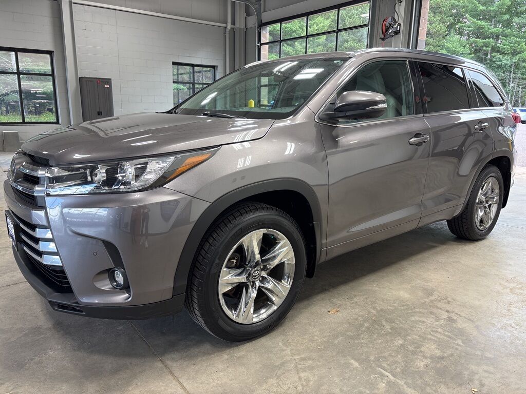 2019 Toyota Highlander Limited Platinum AWD Minocqua WI