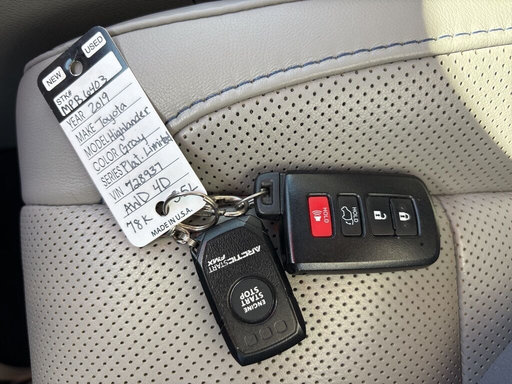 2019 Toyota Highlander Limited Platinum AWD Minocqua WI