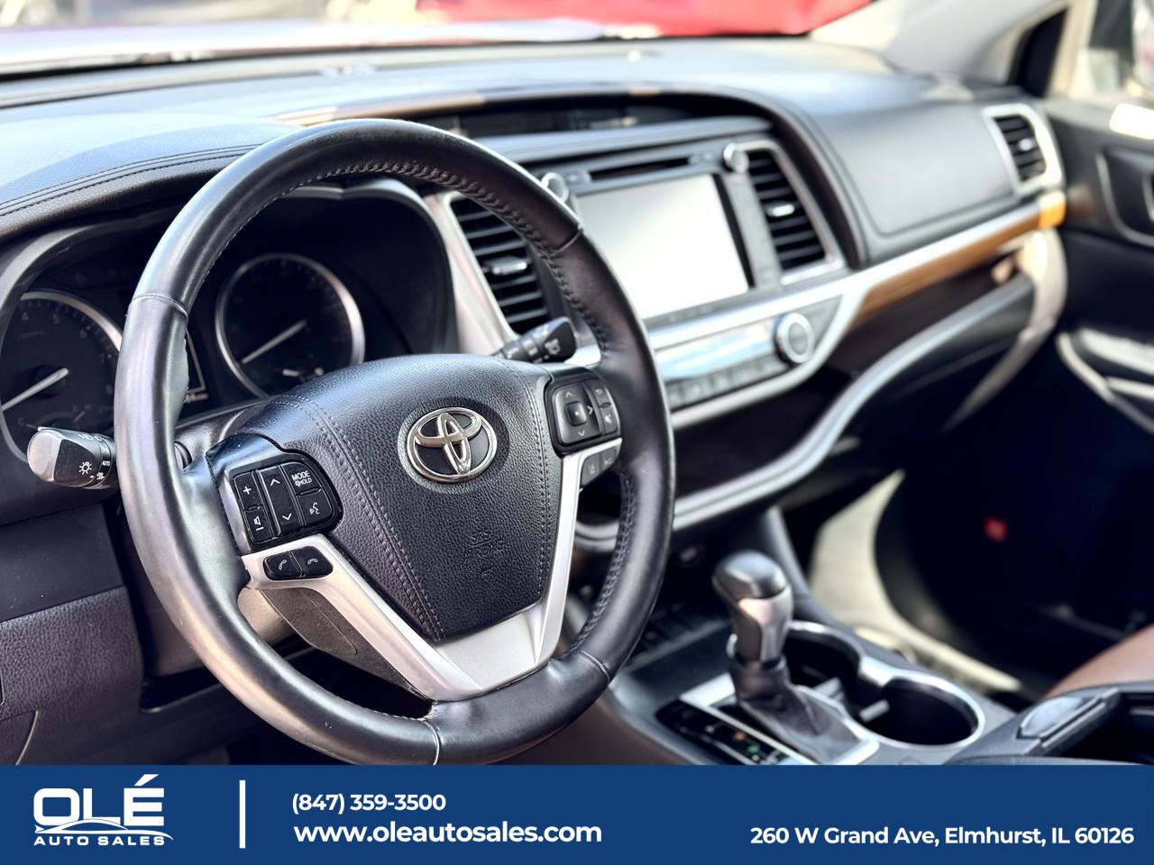 2019 Toyota Highlander Limited Platinum Elmhurst IL