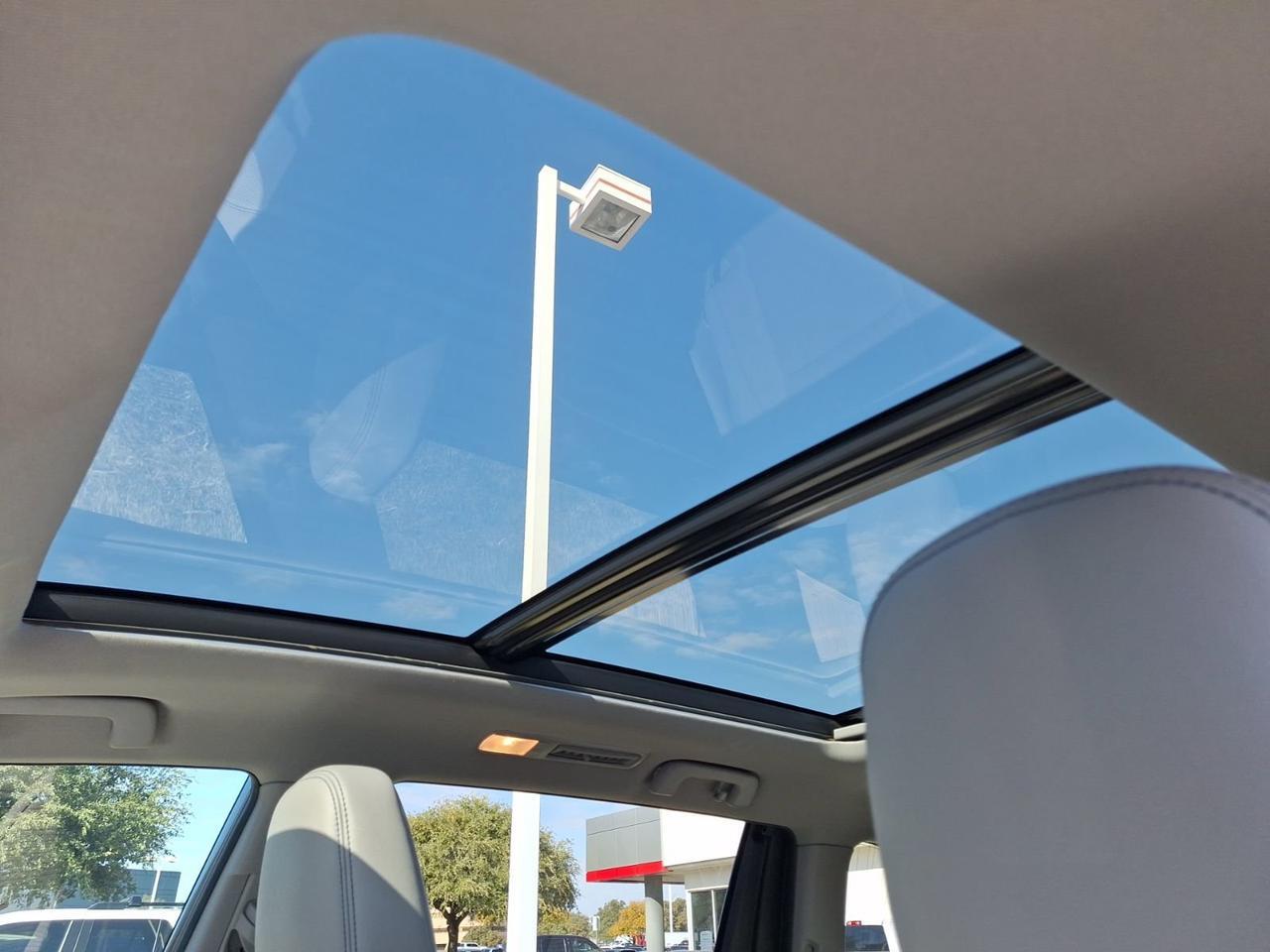 2019 Toyota Highlander Limited Platinum Hurst TX