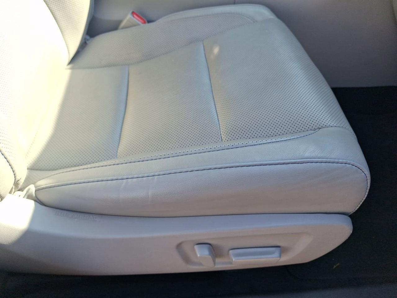 2019 Toyota Highlander Limited Platinum Hurst TX