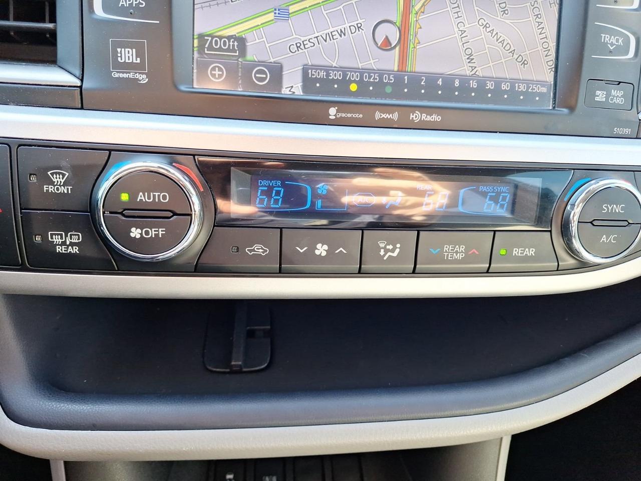 2019 Toyota Highlander Limited Platinum Hurst TX