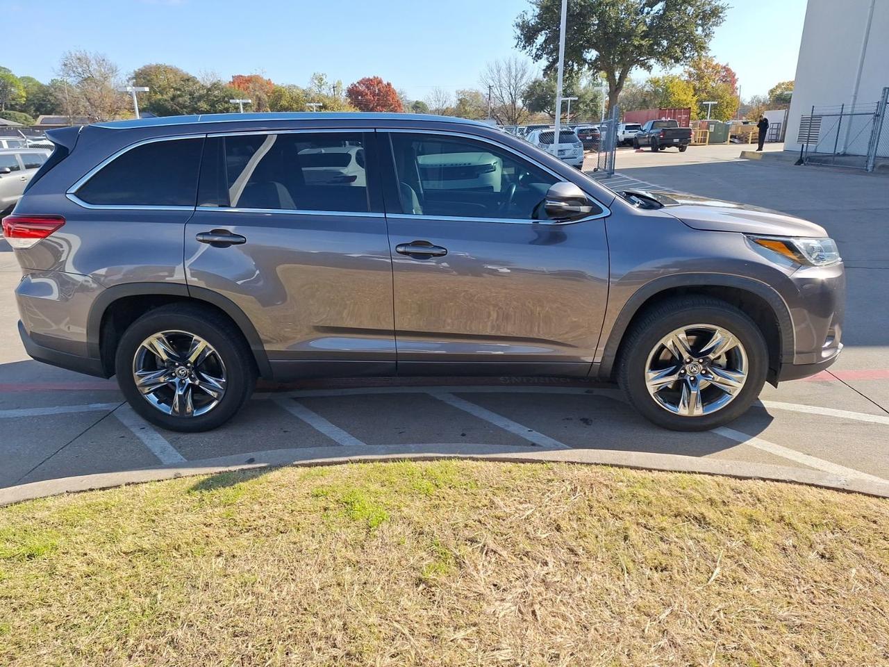 2019 Toyota Highlander Limited Platinum Hurst TX
