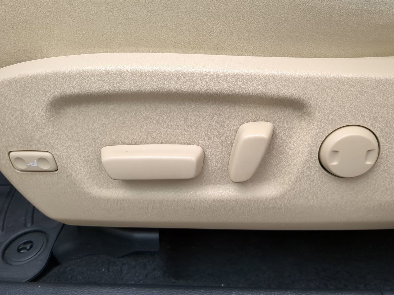 2019 Toyota Highlander Limited Platinum Appleton WI