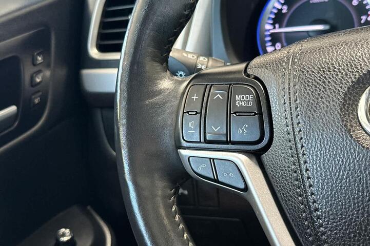 2019 Toyota Highlander Limited Platinum Roseville CA