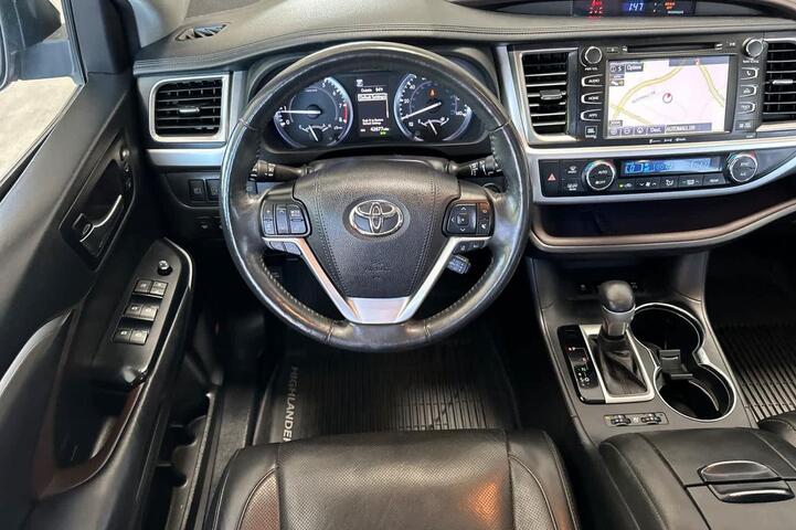 2019 Toyota Highlander Limited Platinum Roseville CA