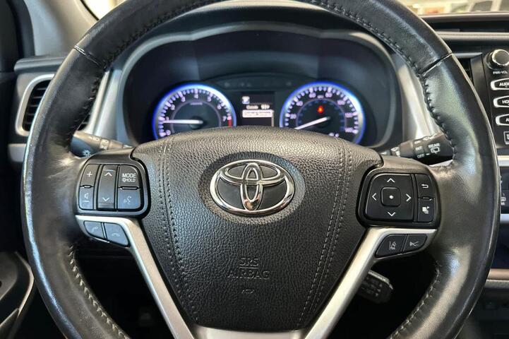 2019 Toyota Highlander Limited Platinum Roseville CA