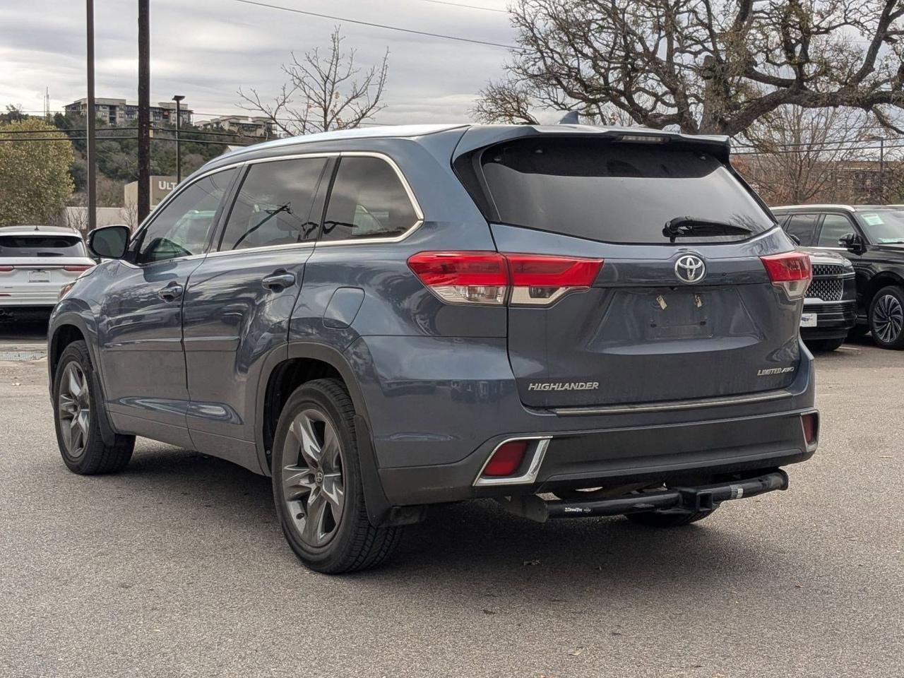 2019 Toyota Highlander Limited Platinum