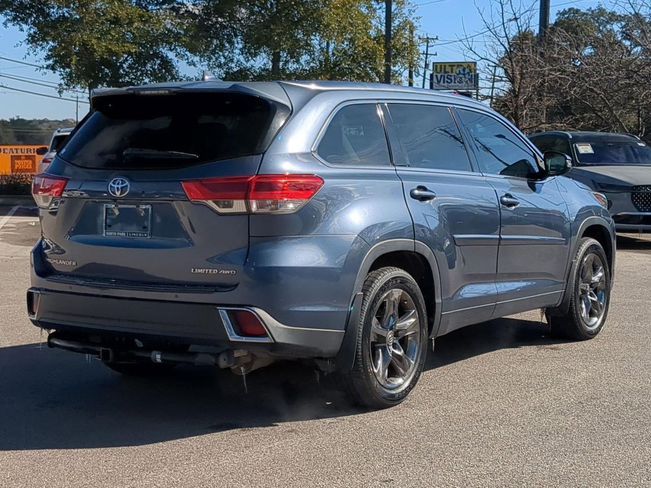 2019 Toyota Highlander Limited Platinum