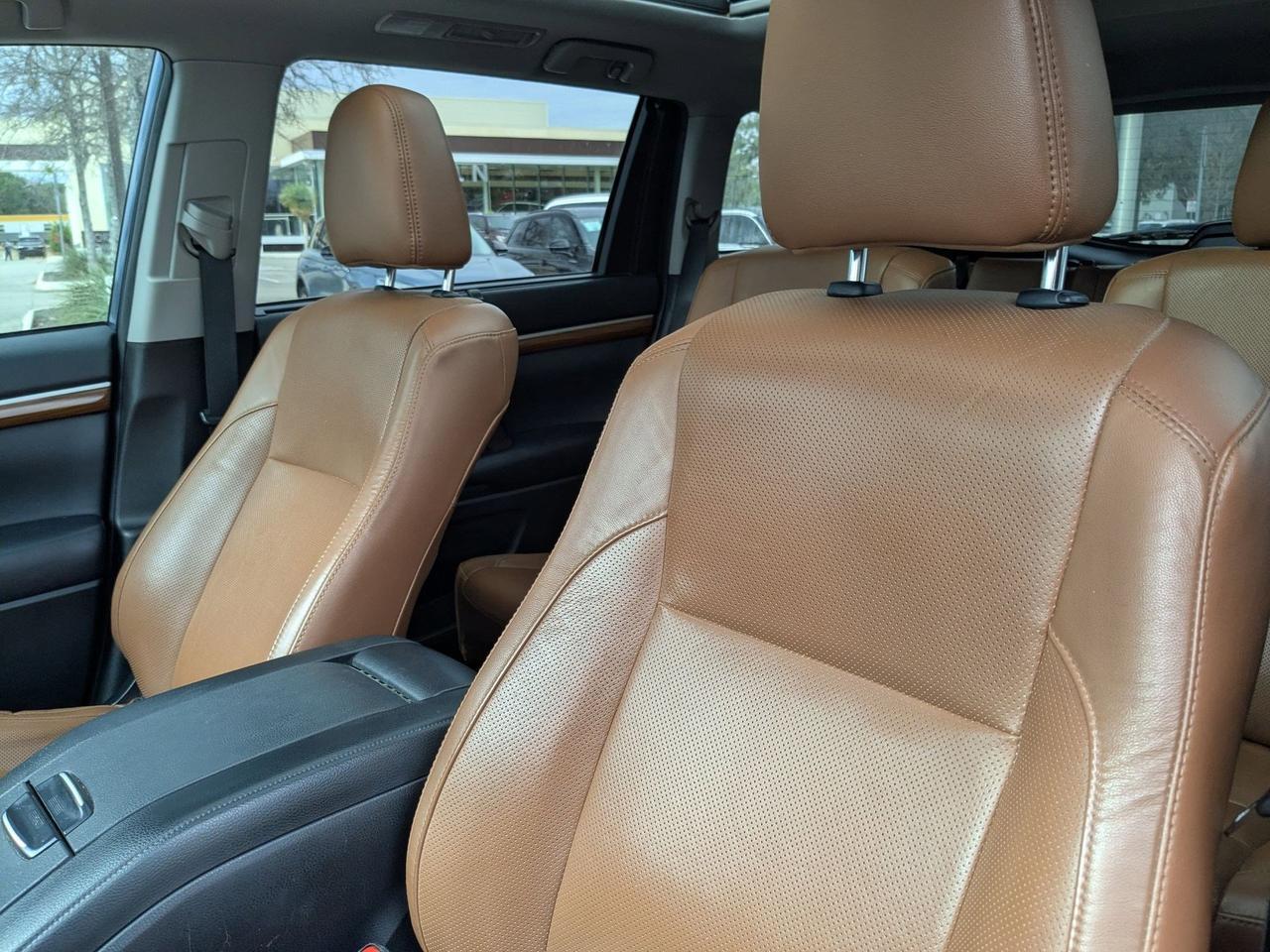 2019 Toyota Highlander Limited Platinum