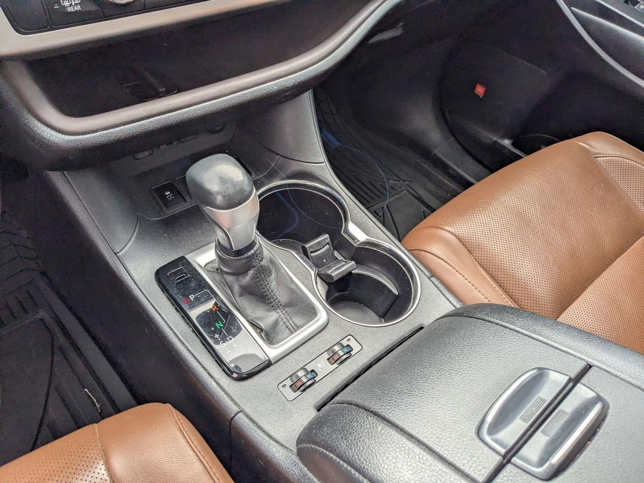 2019 Toyota Highlander Limited Platinum