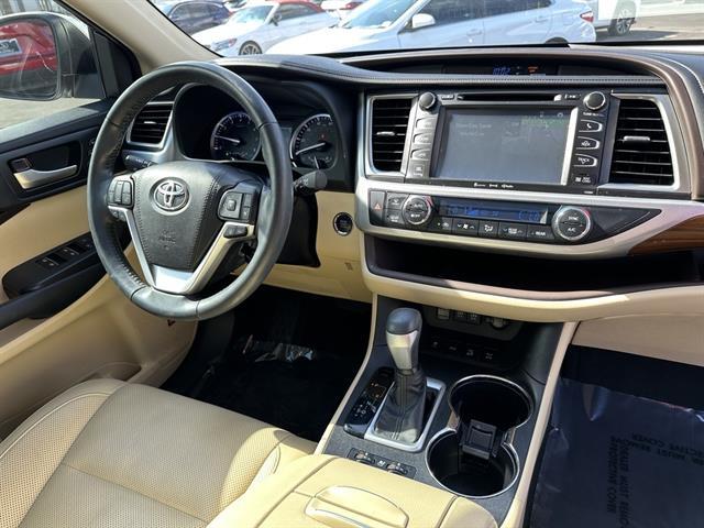 2019 Toyota Highlander Limited Platinum Tucson AZ