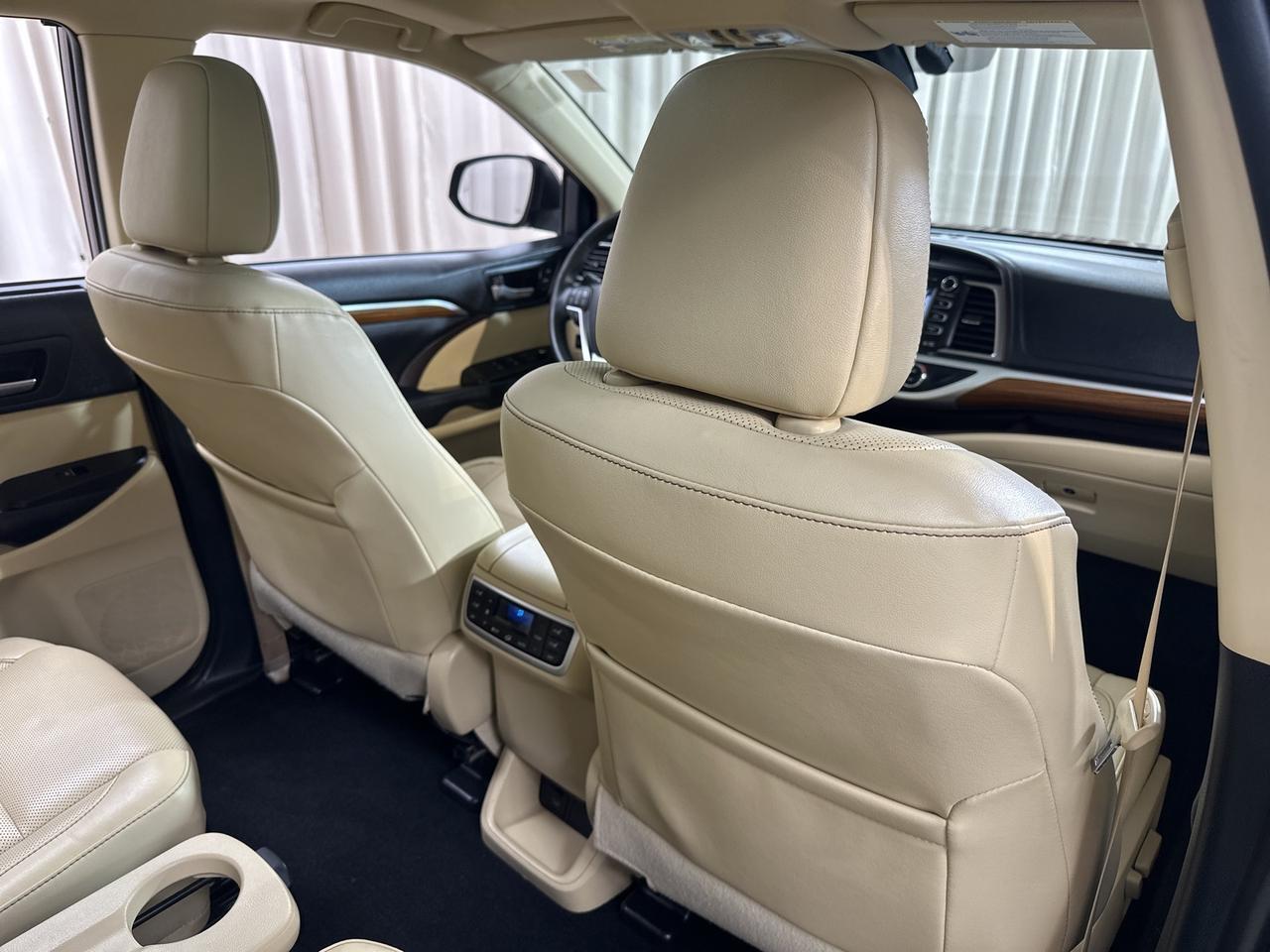 2019 Toyota Highlander Limited Platinum Annapolis MD