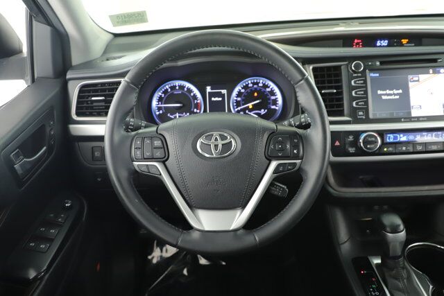 2019 Toyota Highlander Limited New Braunfels TX
