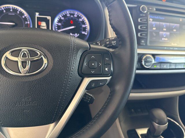 2019 Toyota Highlander Limited San Antonio TX