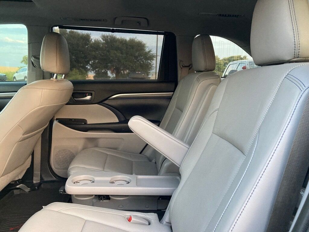 2019 Toyota Highlander Limited San Antonio TX