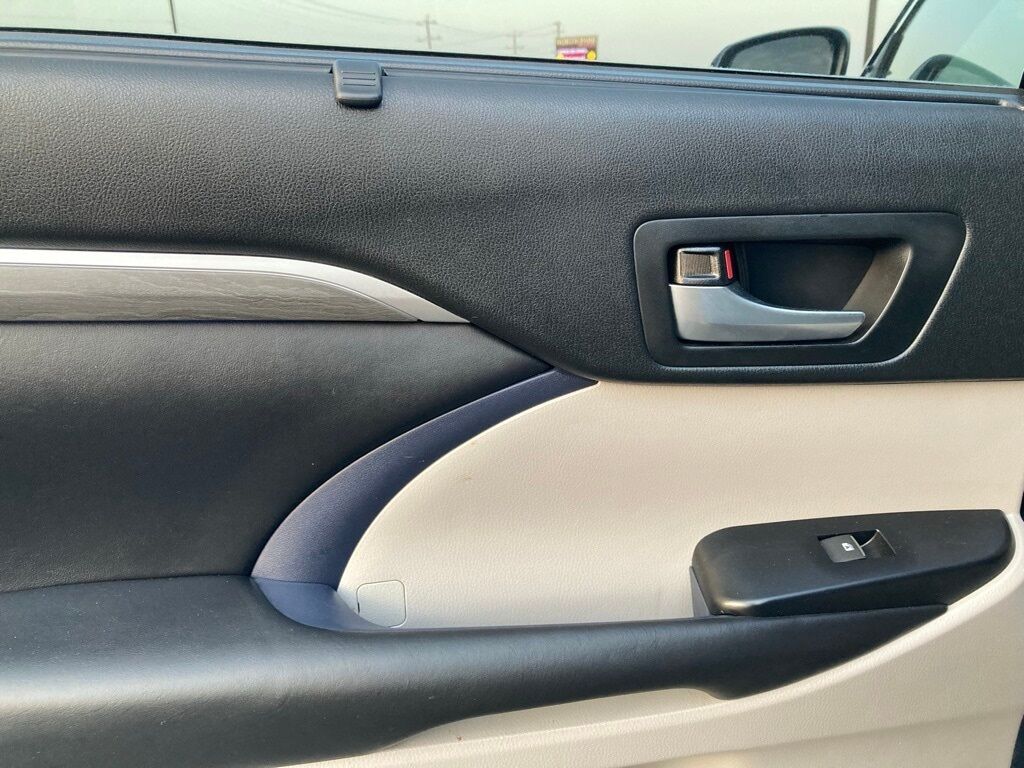 2019 Toyota Highlander Limited San Antonio TX