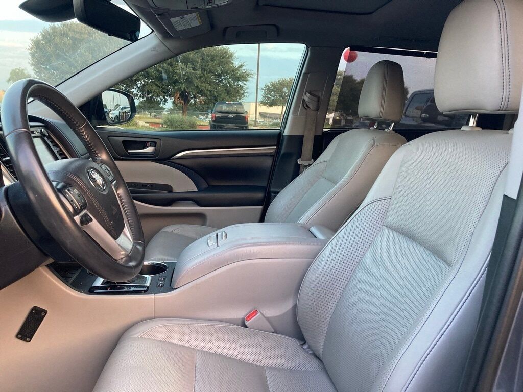 2019 Toyota Highlander Limited San Antonio TX