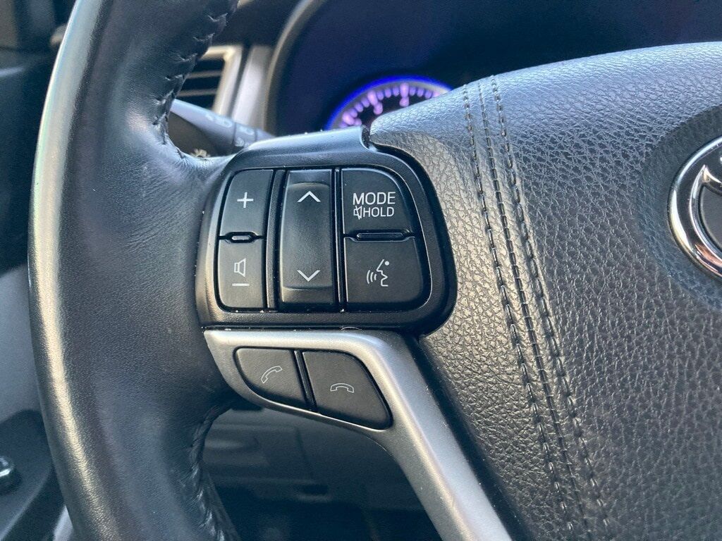 2019 Toyota Highlander Limited San Antonio TX
